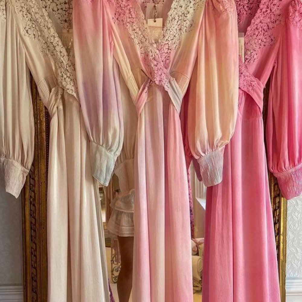 One of a Kind Gweneth Pink LoveShackFancy 10 - Picture 7 of 11